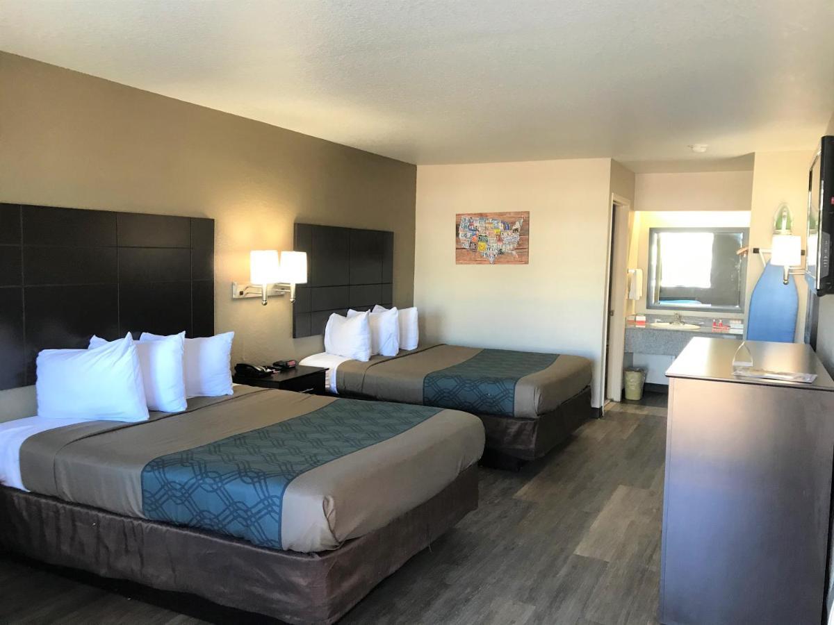 Queen Room with Two Queen Beds - Accessible/Non-Smoking